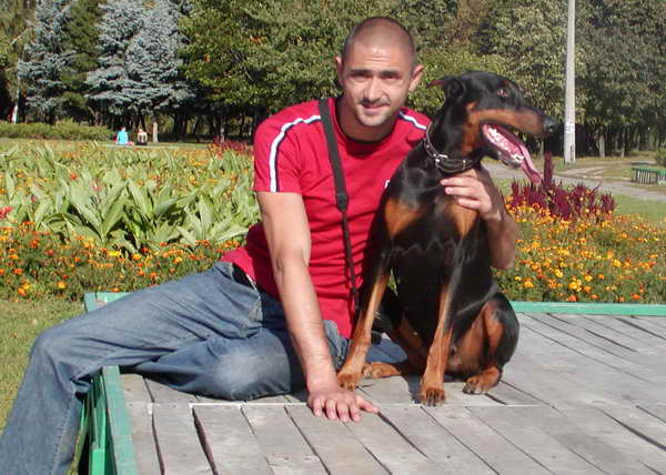 Перчатки, артефакты и собака