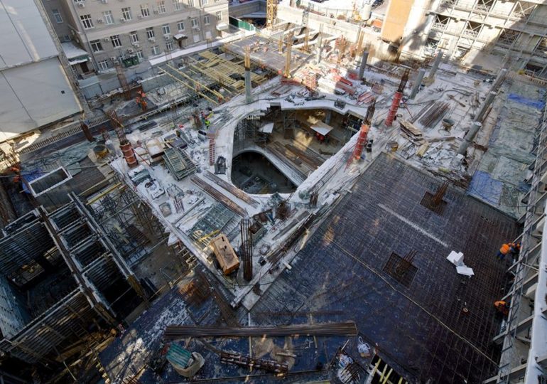 ЦУМ: первый пошел!