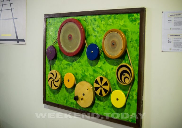 Розваги з Теслою. Ігри в науку в Експериментаніумі