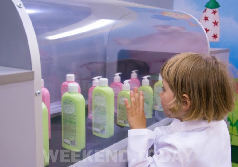 Грядки, пробирки, прилавки. Как дети делают шампунь в KidsWill