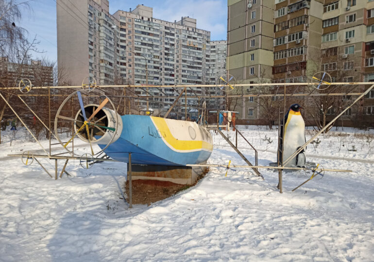 Гірлянди, екофлоу та русофобія: як українці готуються до другої зими