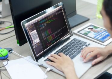 У пошуках світла. Де працювати в Києві під час відключень