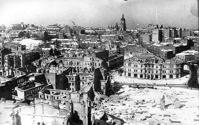 Київ після нацистів: ремонт житла та відбудова міста