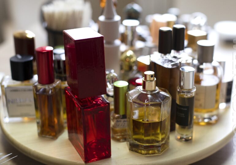 Нюхати та дивуватися: для чого ходити на парфумерні зустрічі