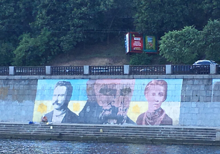 Мистецтво спротиву та роздуму: як мінялися київські графіті