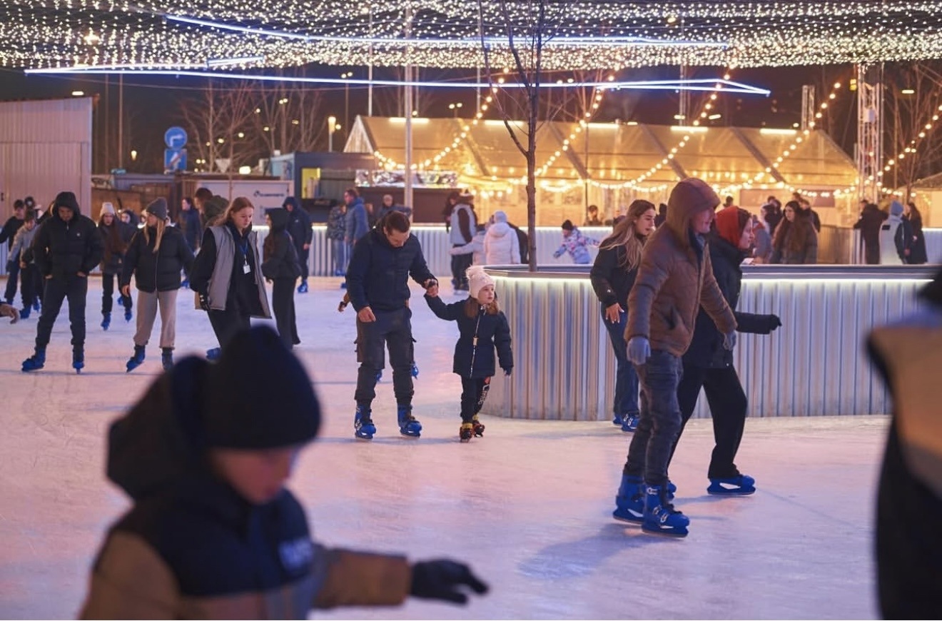 Інстаграмна, класична чи патріотична. 10 ковзанок Києва