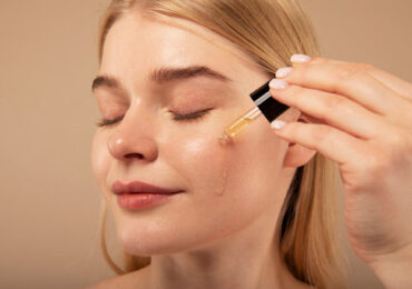 Сироватка чи праймер: що обрати перед макіяжем, щоб шкіра виглядала ідеально