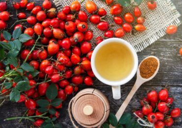 Шипшина, спориш, кукурудзяні рильця - чи допомагають вони при каменях?