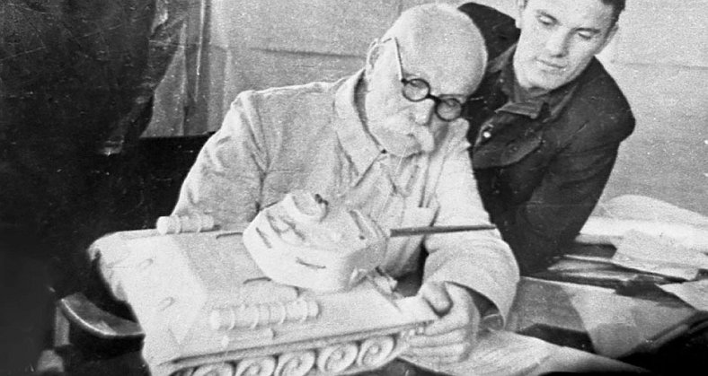 Внє політіки. Як жив і будував Патон