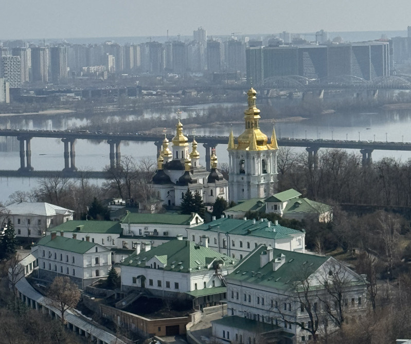 Дорого, дешево чи безплатно: як пройти у Києво-Печерську лавру