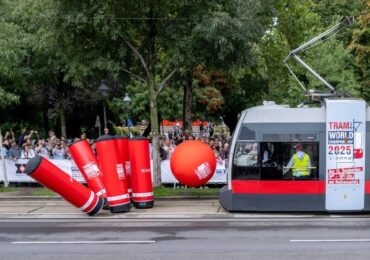 Чемпіонат для водіїв трамваїв: боулінг, більярд і кияни