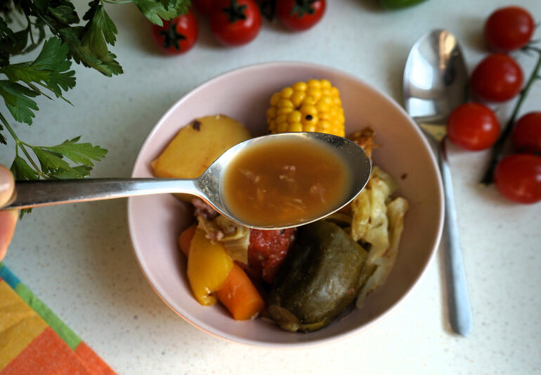 По-домашньому. Відвертий відгук про тікток-тренд #MamasCooking